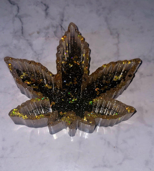 Medium Leaf Tray's-Handmade - Twin Chronicles