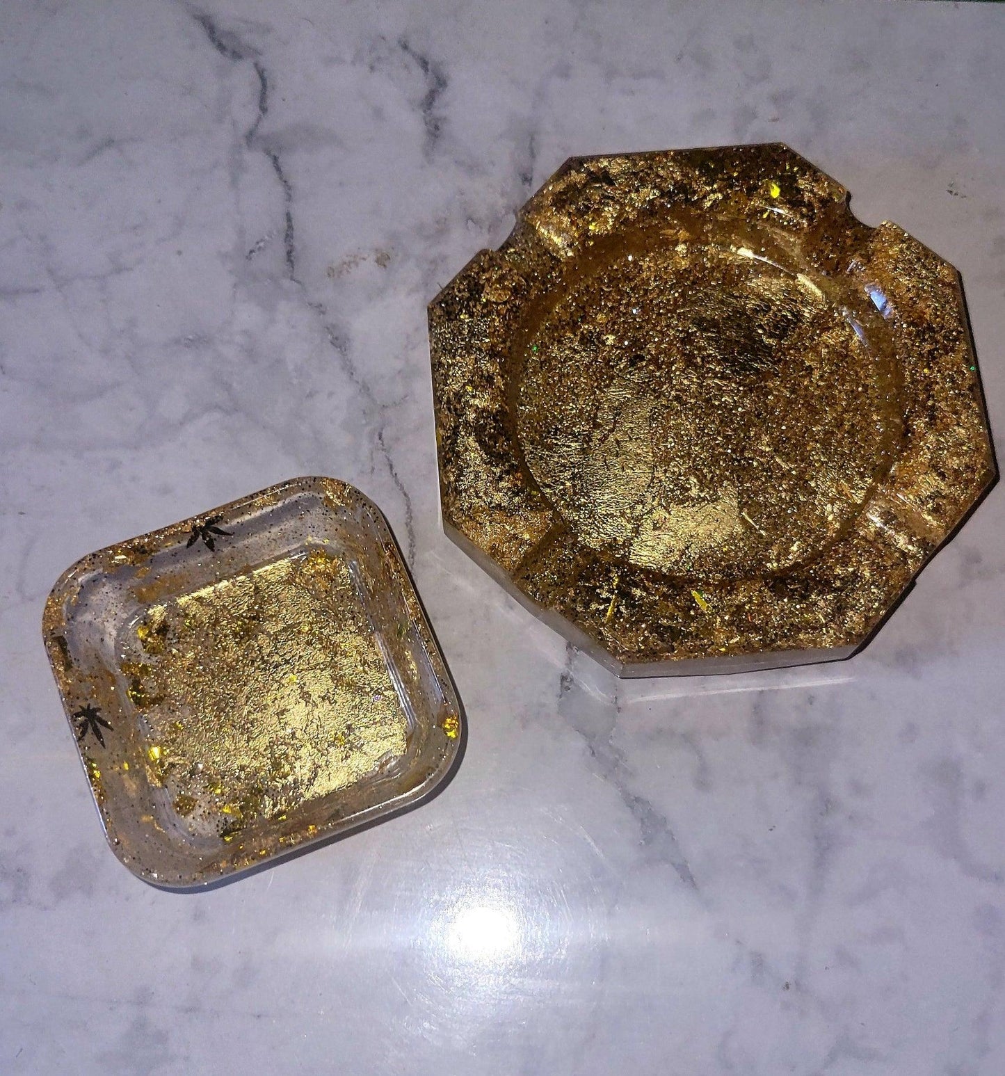 Tray & Ash Tray sets - Twin Chronicles